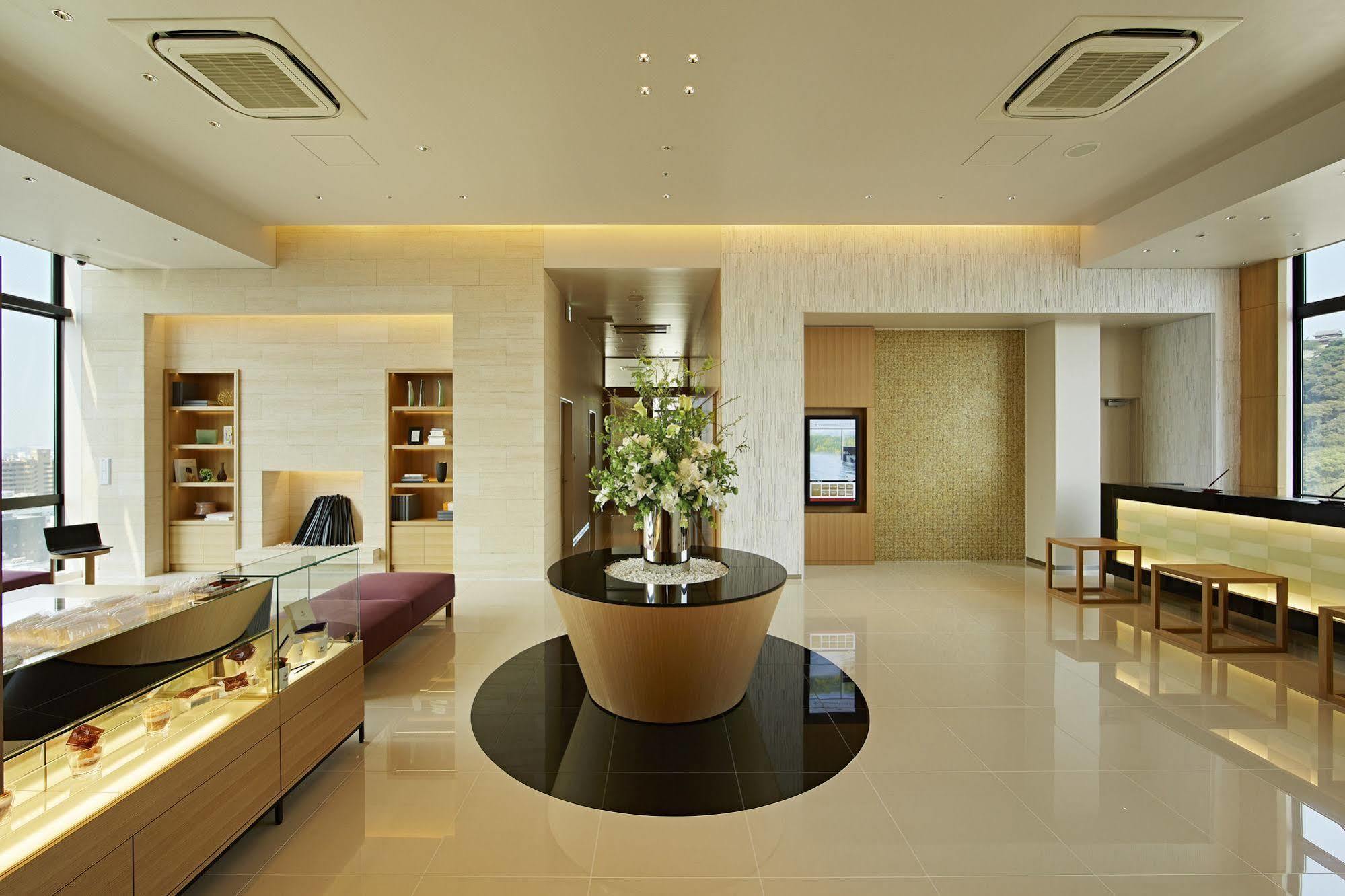 Candeo Hotels Matsuyama Okaido Buitenkant foto